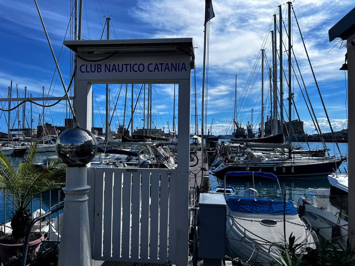L'ingresso storico del Club Nautico Catania